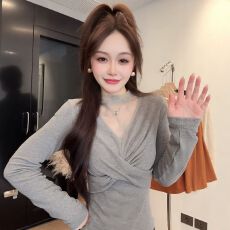 批发官图310克山<b class='q'>羊绒</b>长袖t恤打底衫女春秋纯色开衫新款衬衫领上衣