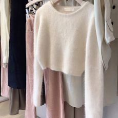 批发【~原版<b class='q'>北极</b><b class='q'>绒</b>面料+原版做工】圆领套头上衣打底针织衫女装