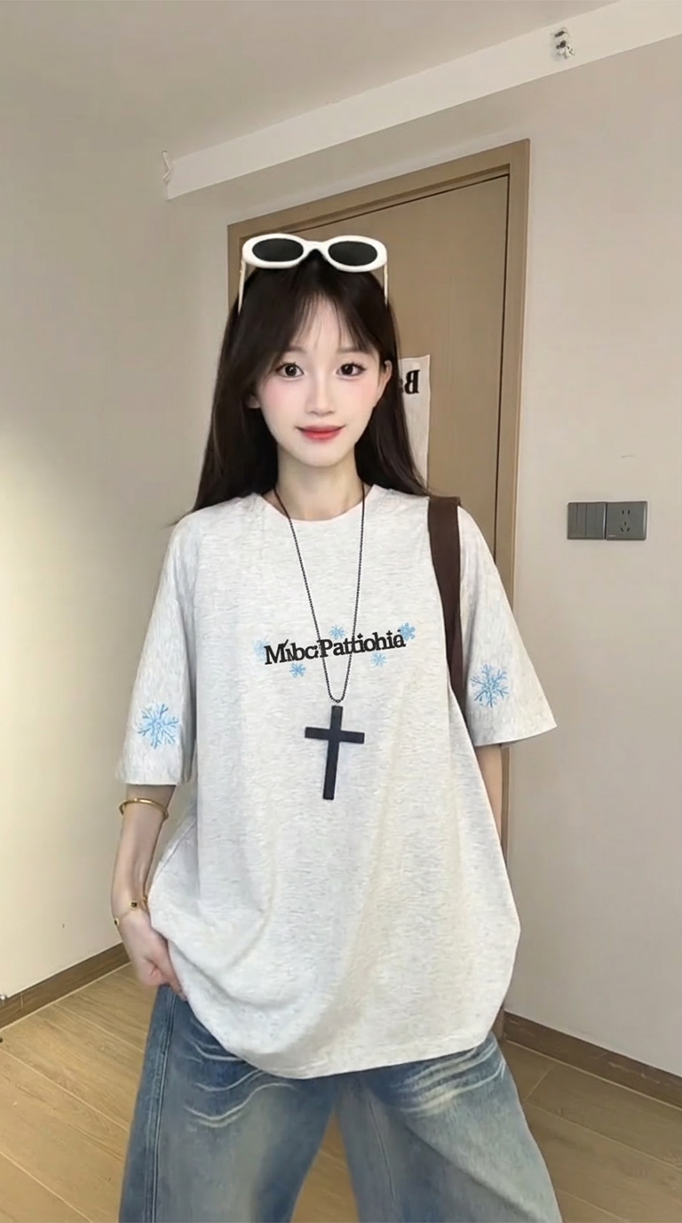 경관 그림 220 그램 순면 반팔 티셔츠 여성 의류 여름 새로운 중간 길이 루즈핏 긍정적 인 어깨 가시 자수 라운드 넥 맨위