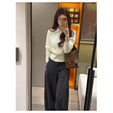 批发巨好看早秋韩系氛围感气质ootd穿搭一整套红色卫衣<b class='q'>牛仔</b>裤流行<b class='q'>套装</b>