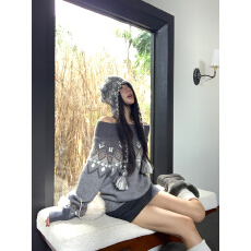 批发费尔岛毛衣女秋冬慵懒高级感套头露肩<b class='q'>上衣</b>一字肩灰色针织衫
