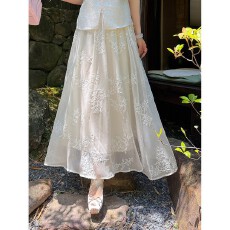 批发盈瓷品质｜花舞 立体绣花白色半身裙夏纱裙小个子a字裙 26SS1125