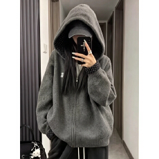 批发复古学院风翻领<b class='q'>条纹</b><b class='q'>针织衫</b>女2026秋冬新款宽松慵懒风套头韩版毛衣