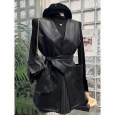 批发法式轻熟风黑色pu皮马甲外套女秋冬新款高级感修身打底衫上衣套装