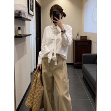 批发韩版气质花朵飘带白色<b class='q'>长袖</b><b class='q'>衬衫</b>女装2026春季新款休闲通勤宽松上衣