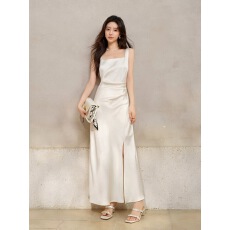 批发<b class='q'>复古</b>女人缎面无袖方领连衣裙女春气质显瘦开衩垂坠<b class='q'>长裙</b>