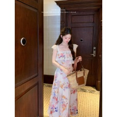 批发【杨小卷 3/3 10:00 上新首发享85折】千金风粉色花卉印花连衣裙