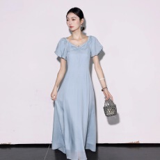 批发【柒柒Moon直播间】鹭青一【翩跹】天丝印花泡泡袖气质长裙