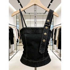 批发时尚气质黑色吊带上衣2026春季新款设计感小众独特超好看背心<b class='q'>衬衫</b>