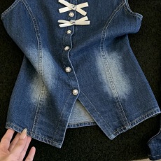 批发复古<b class='q'>牛仔</b><b class='q'>吊带</b><b class='q'>背心</b>女新款潮流个性时尚百搭纽扣设计无袖外穿上衣服