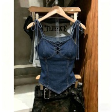批发绑带设计<b class='q'>牛仔</b><b class='q'>吊带</b><b class='q'>背心</b>女新款日系修身显瘦气质百搭镂空性感上衣服