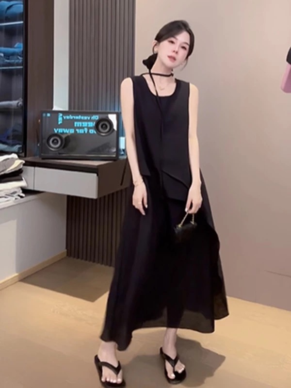 검정색 품격 핫걸 미니멀리즘 루즈핏 슬림해 보이는 민소매 드레스 2026 여름 새로운 캐주얼 바람 롱 스커트 여성 의류