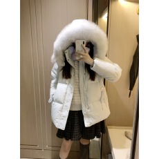 批发PINKMOON/<b class='q'>冬</b>日暖暖 奶灰蓝显白羽绒服 90新国标白鸭绒外套
