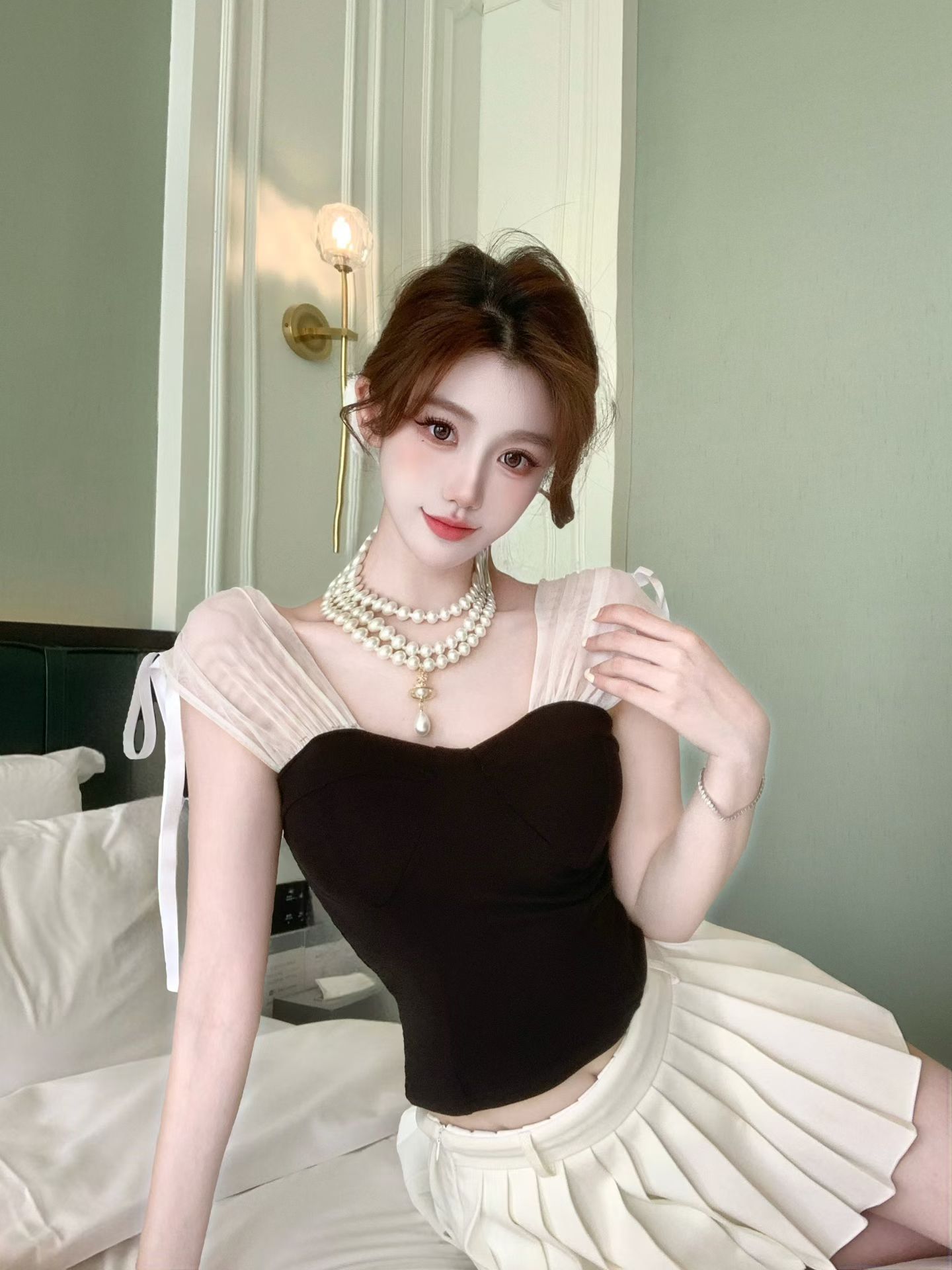 실사 정가 감소되지 않음 부드러운 바람 레이스업 망사 패치워크 민소매 캐미솔 순수한 욕망 섹시함 이슬 쇄골 맨위