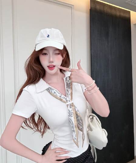 실사 정가 감소되지 않음 작은 샤넬 스타일 프린트 스카프 폴로 칼라 반팔 티셔츠 여성 몸매 가꾸기 슬림해 보이는 만나는 맨위