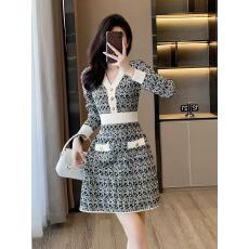 批发韩国秋冬季小香风V领针织连衣裙收腰A字裙甜美<b class='q'>通勤</b>气质显瘦打底裙