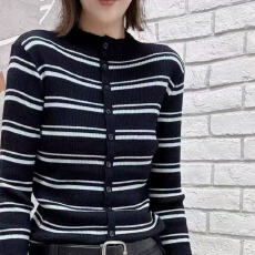 批发欧洲站2025秋冬新款复古撞色条纹百搭立领<b class='q'>修身</b>显瘦针织开衫上衣潮