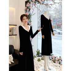 批发赫本风法式针织连衣裙女2025秋冬新款收腰显瘦高级感时尚气质长裙