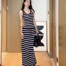 批发设计感撞色<b class='q'>条纹</b>针织背心高腰<b class='q'>半身裙</b>两件套装女2025夏季穿搭一整套