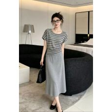 批发韩系条纹短袖t恤女装2026新款今年流行爆款褶皱收腰显瘦绝美套装