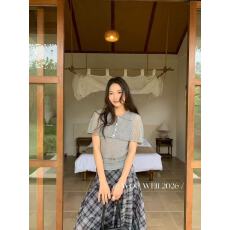 批发轻熟优雅风POLO领<b class='q'>镂空</b><b class='q'>针织衫</b>女短袖杏色通勤上衣夏季2026年新款