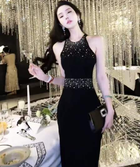 여름 중요 경우 프랑스식 사소한 연회 롱 스커트 아름다운 서리가 내린 부서 핫픽스 비즈 박기 행침 목 니트 드레스