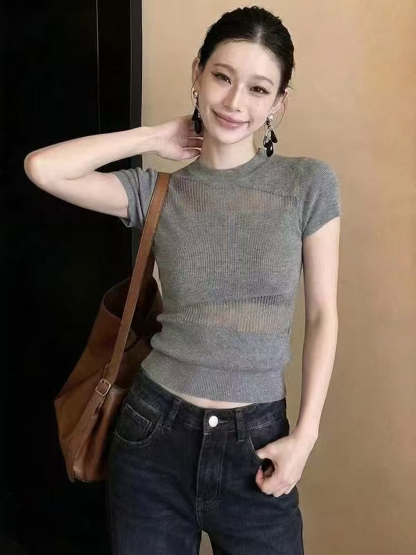 프랑스식 미니멀리즘 바람 품격 고급 우아함 반팔 여성 2026 여름 새로운 루즈핏 슬림해 보이는 연령 감소 다용도 맨위