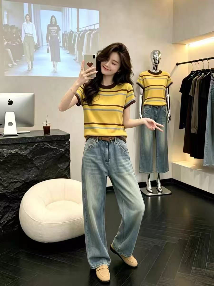 한 부서 캐주얼 도파민 스트라이프 라운드 넥 반팔 니트 스웨터 여성 여름 새로운 몸매 가꾸기 다용도 고급 센스 맨위