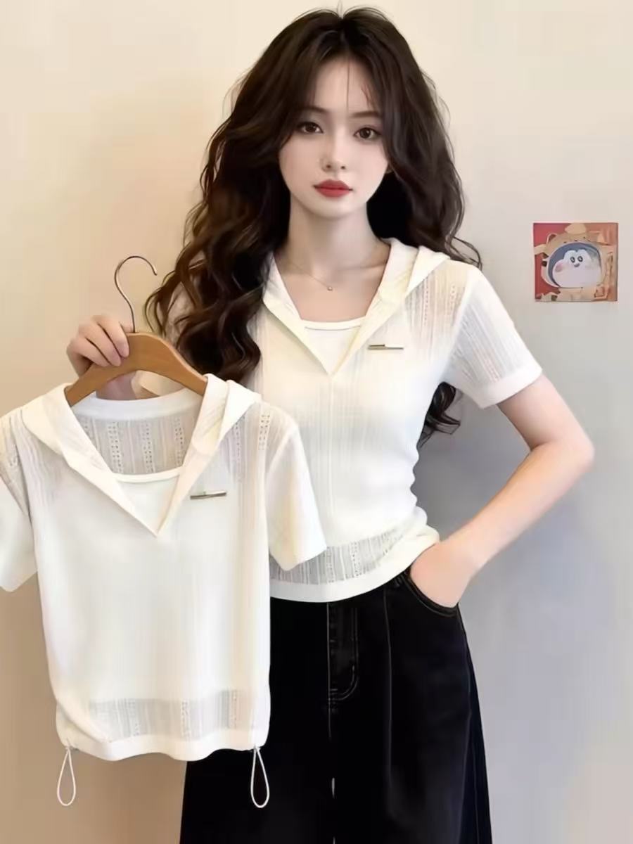 화이트 페이크 레이어드 후드 긍정적 인 어깨 반팔 티셔츠 여성 여름 디자인 센스 얇은 스타일 홀로우 아웃 자외선 차단 블라우스 몸매 가꾸기 맨위