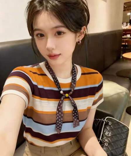빛 요리 한 바람 스트라이프 배색 패치워크 라운드 넥 반팔 티셔츠 여성 2026 여름 새로운 몸매 가꾸기 슬림해 보이는 작은 대중 맨위