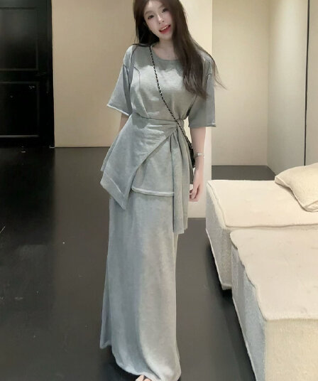 huihui 새로운 느긋한 바람 루즈핏 반팔 맨위 가져 가라. 반신 스커트 세 조각 세트