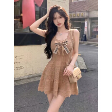 批发纯欲辣妹V领无袖蕾丝拼接针织背心裙法式复古小个子减龄连衣裙女