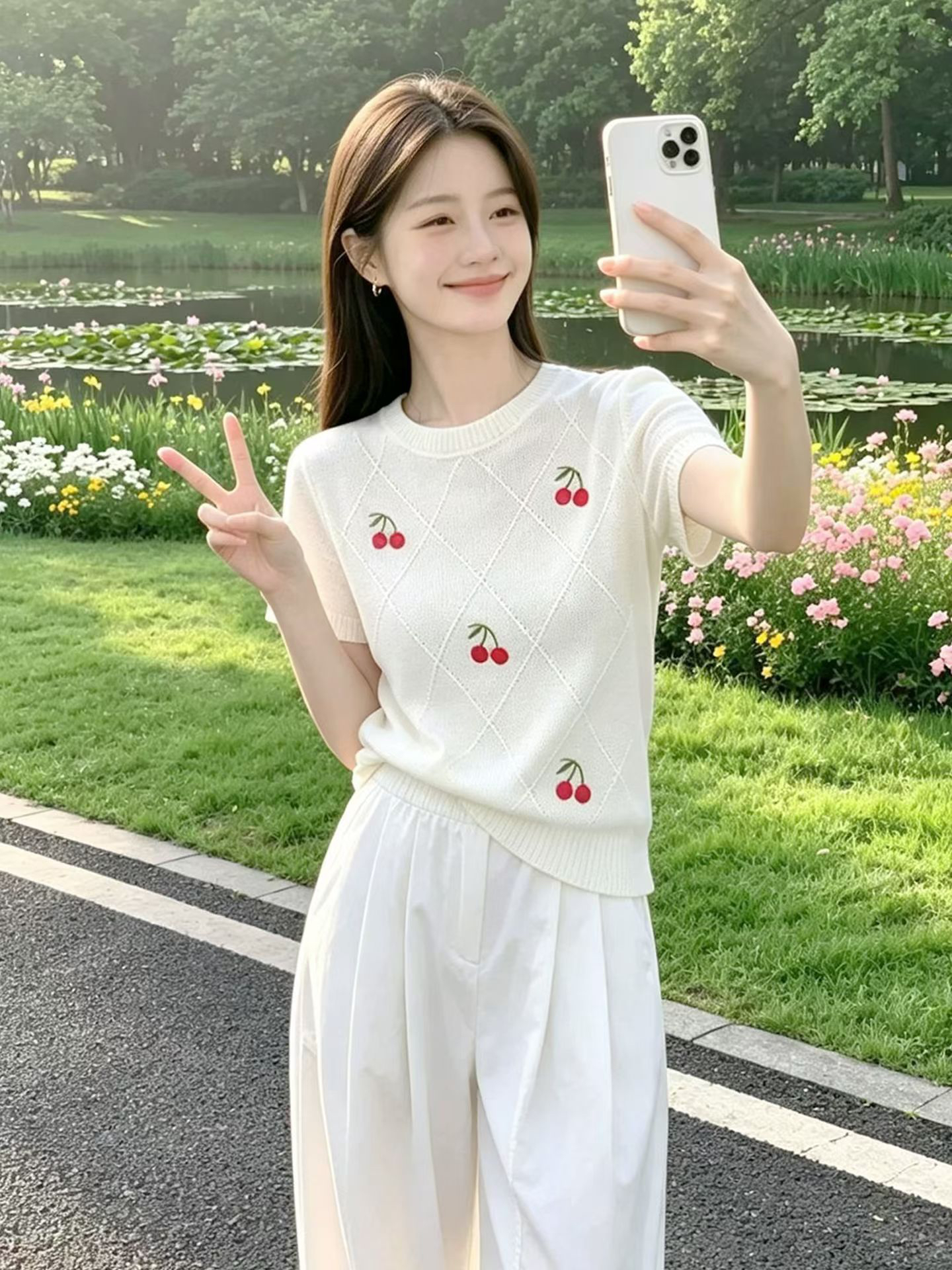 달콤함 자수 살구 색상 반팔 티셔츠 여름 여성 의류 2026 새로운 올해 인기 폭발 연령 감소 니트 맨위
