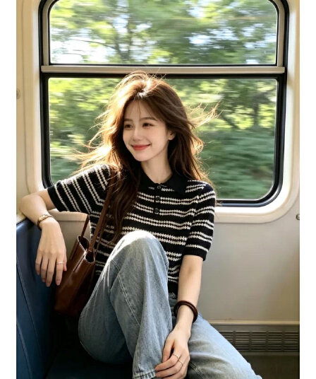 보존 섹션 추천 한 부서 고급 센스 스트라이프 폴로 칼라 반팔 니트 스웨터 여성 여름 섹션 루즈핏 슬림해 보이는 맨위