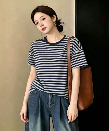 느긋한 바람 배색 스트라이프 T 여성 2026 여름 드레스 새로운 미니멀리즘 바람 라운드 넥 풀오버 반팔 레트로 맨위