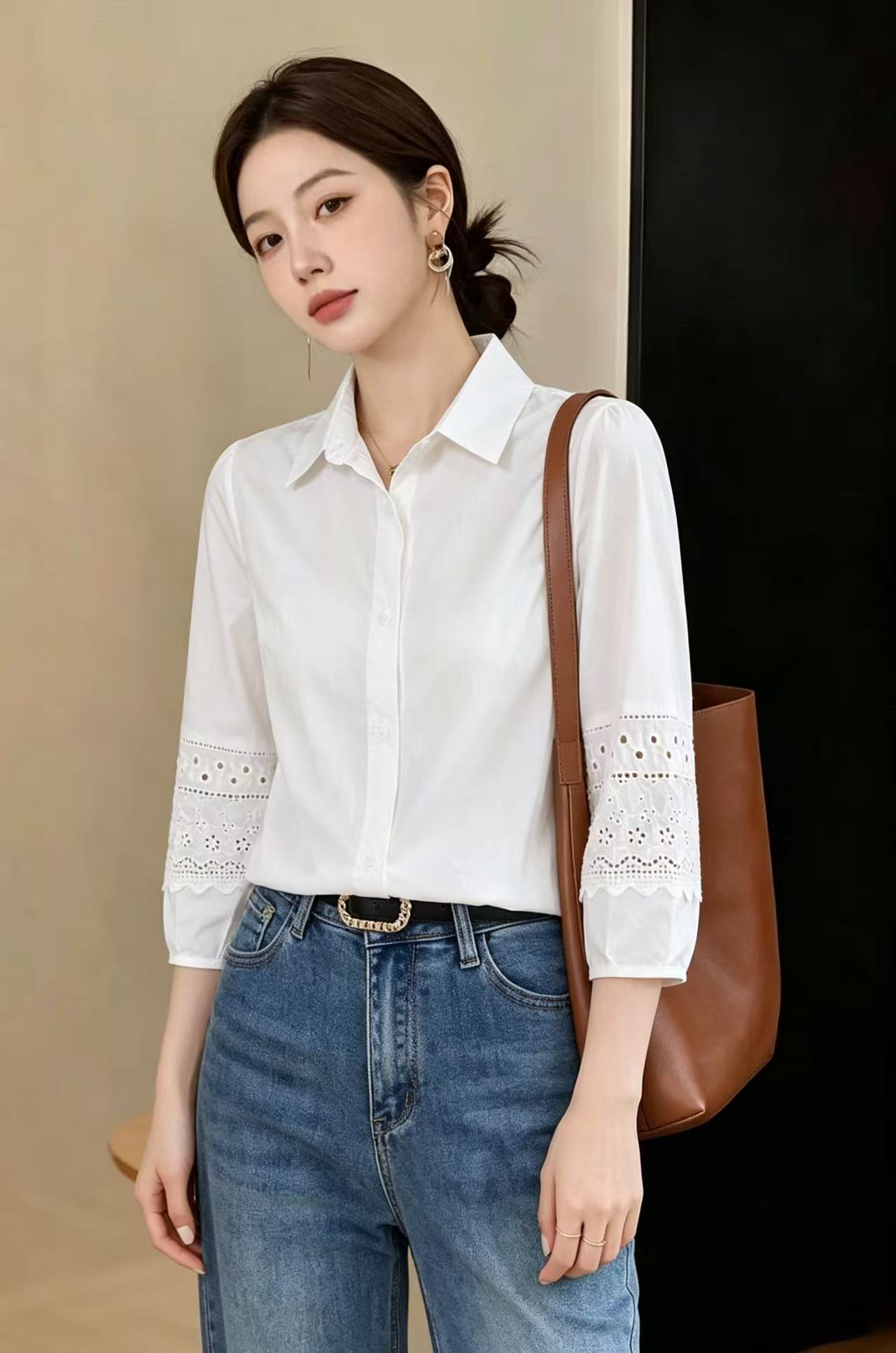 2026 이른 가을 새로운 POLO 칼라 화이트 셔츠 프랑스식 외국 가스 레이스 패치워크 고유 한 Chic 7부 소매 셔츠