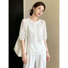 批发莱赛尔衬衫<b class='q'>七分袖</b>上衣2026早秋新款宽松简约女重工刺绣套头上衣