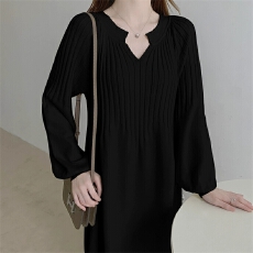 批发秋冬季2-300斤<b class='q'>加大码</b>胖妹妹慵懒风拼接长袖套头纯色<b class='q'>连衣裙</b>女装ins