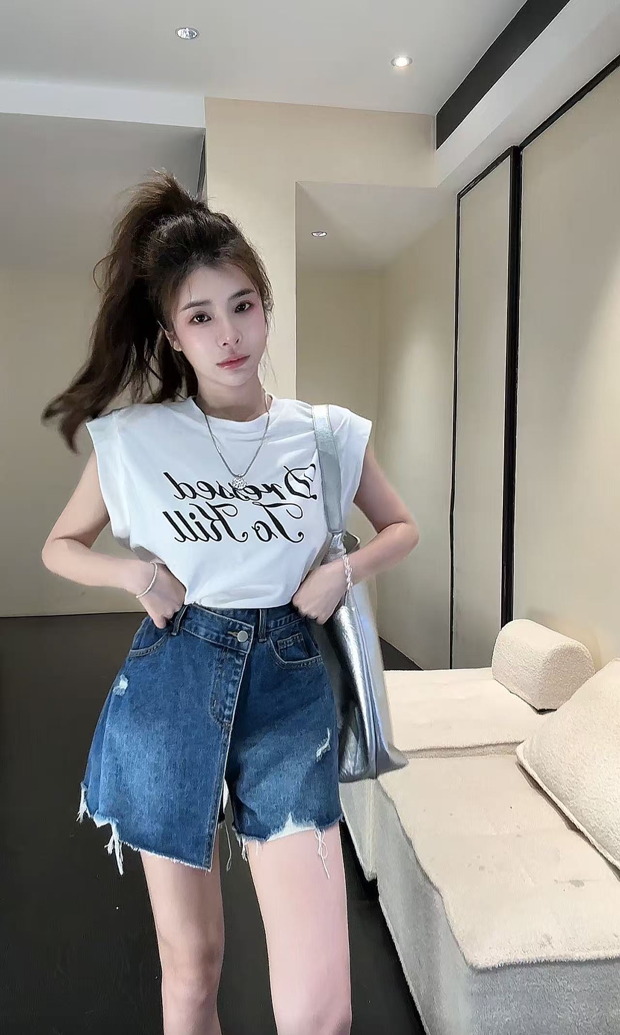 FA34652# 夏季新款韩版设计小众字母印花短袖T恤系带上衣女 服裝批發女裝批發服飾貨源