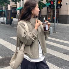 批发2026春季新款韩版<b class='q'>修身</b>百搭立领短款风衣外套女小个子夹克