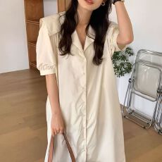 批发<b class='q'>韩国</b>chic夏季简约小众大翻领宽松休闲单排扣灯笼袖长款<b class='q'>连衣裙</b>女