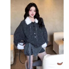 批发巨好看韩式搭配一整套冬装毛绒拼接毛衣开衫外套针织短裤两件套装