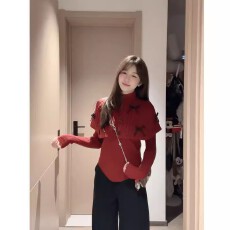 批发新年过年小香风红色毛衣<b class='q'>套装</b>女秋冬季时尚洋气披肩针织开衫两件套