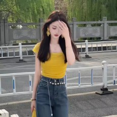 批发黄色方领无袖吊带小背心女夏外穿设计感小众褶皱修身短款辣妹上衣