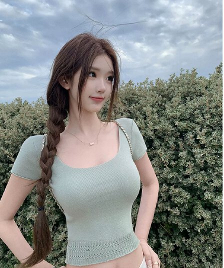 도파민 u 칼라 얼음 실크 바늘 홀로우 아웃 짠 셔츠 여성 여름 반팔 몸매 가꾸기 슬림해 보이는 색상 작은 청신 쇼트 스타일 맨위