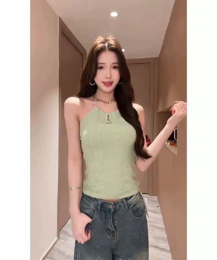 녹색 홀로우 아웃 행침 목 니트 조끼 여성 여름 몸매 가꾸기 슬림해 보이는 다용도 고급 센스 품격 쇼트 스타일 민소매 맨위