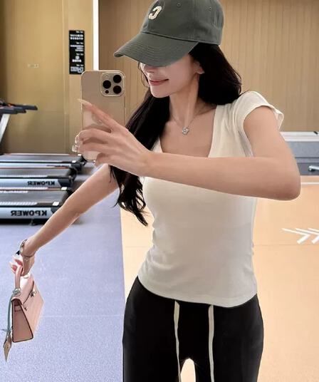 익스트림 제인 바람 V넥 반팔 티셔츠 여성 여름 몸매 가꾸기 슬림해 보이는 다용도 미니멀리즘 단색 고유 한 아름다운 핫걸 짧은 맨위
