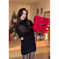 批发<b class='q'>黑色</b>短袖毛衣套装女秋冬韩系穿搭一整套袖套高领针织衫半裙三件套
