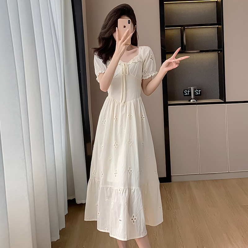 RY2204# 法式风刺绣方领短袖连衣裙女2024夏季新款女装收腰大摆长裙...