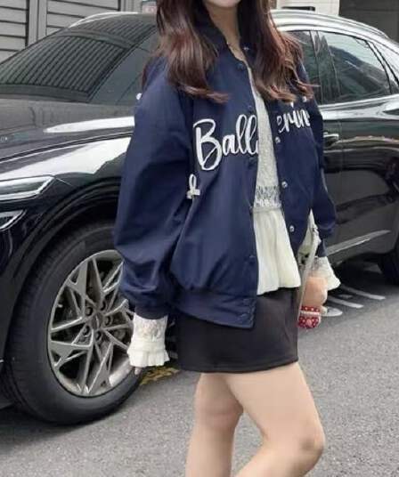 달콤한 차가운 야구 외투 나비 매듭 요소 알파벳 자수 디자인 루즈핏 다용도 한 부서 재킷 재킷 쇼트 스타일